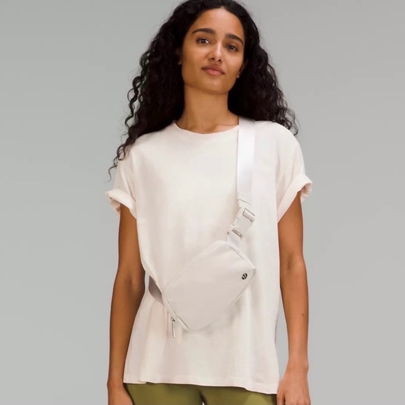 White Opal Lululemon everywhere belt bag - Picture 2 of 3